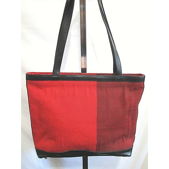 EUC! Kuskaya Peru Large Red & Black Fabric & Leather Shoulder Tote Handbag - Picture 1 of 11